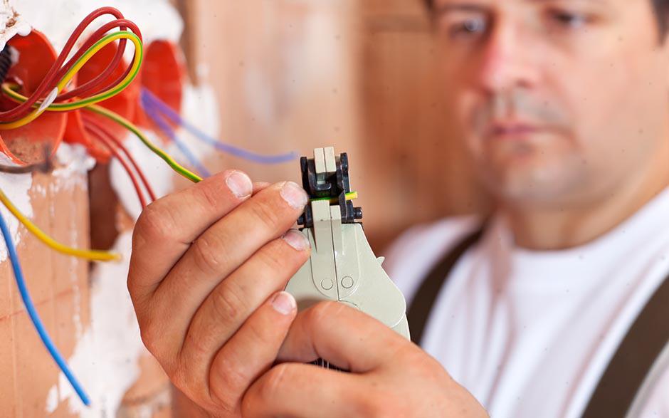 électricien installateur Saint-Cyr-l'École